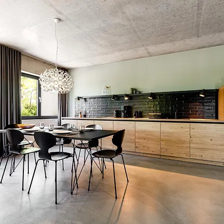 Holiday home Ostseenahe Urlaubsarchitektur, Sauna, Kaminofen 120 Qm